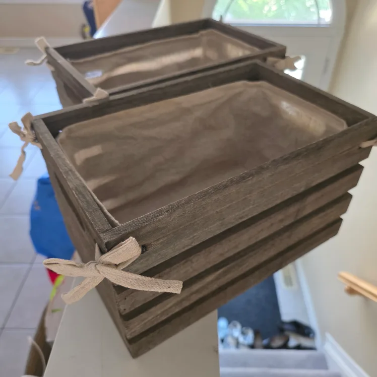 Set of 2 Grey Wooden Storage Crates image indicator(3)