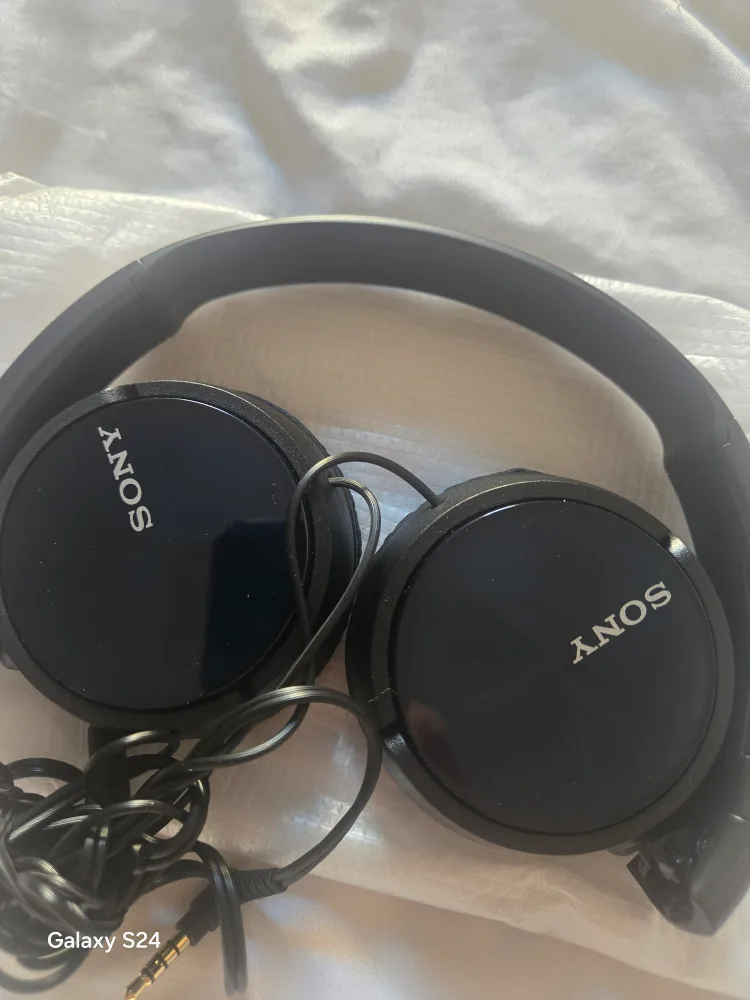 Sony MDR-ZX310AP Headphones - New! image indicator(2)