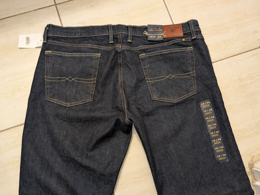 New Lucky Brand Lil Maggie Jeans - Size 18/34 image indicator(2)