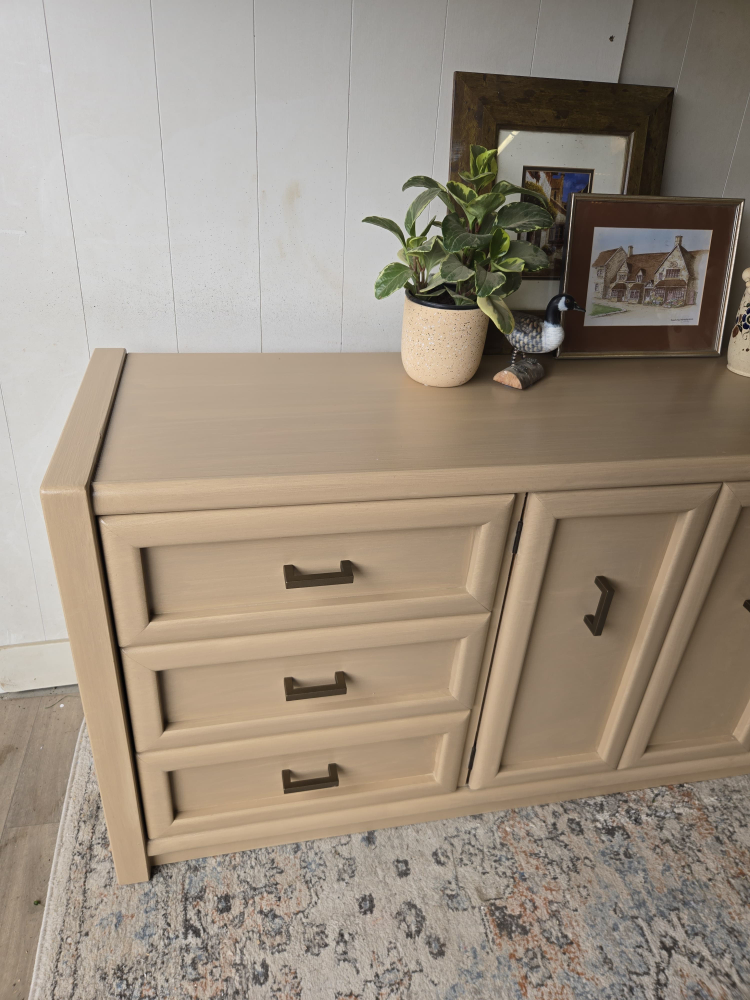 Stunning Pottery Barn Finish Refinished Dresser/ Sideboard - photo 5