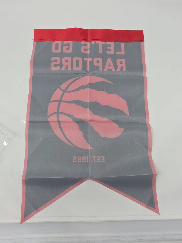 Toronto Raptors Pennant - Brand New 🇨🇦 image indicator(2)