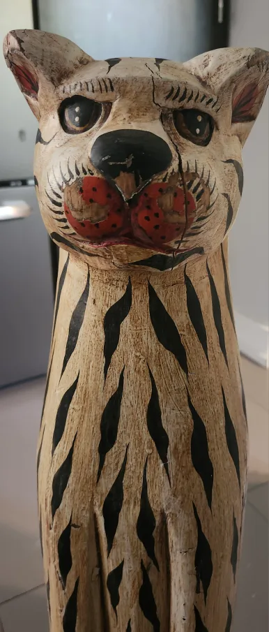 Wooden Tiger Statue thumbnail