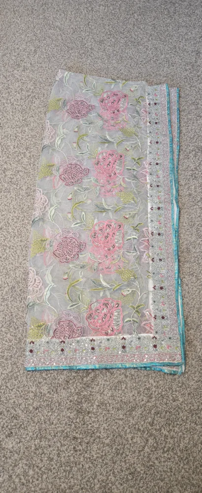 Haseen's dupatta thumbnail