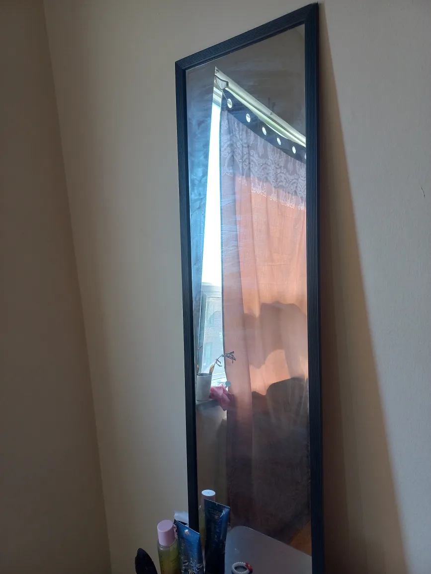 Mirror thumbnail