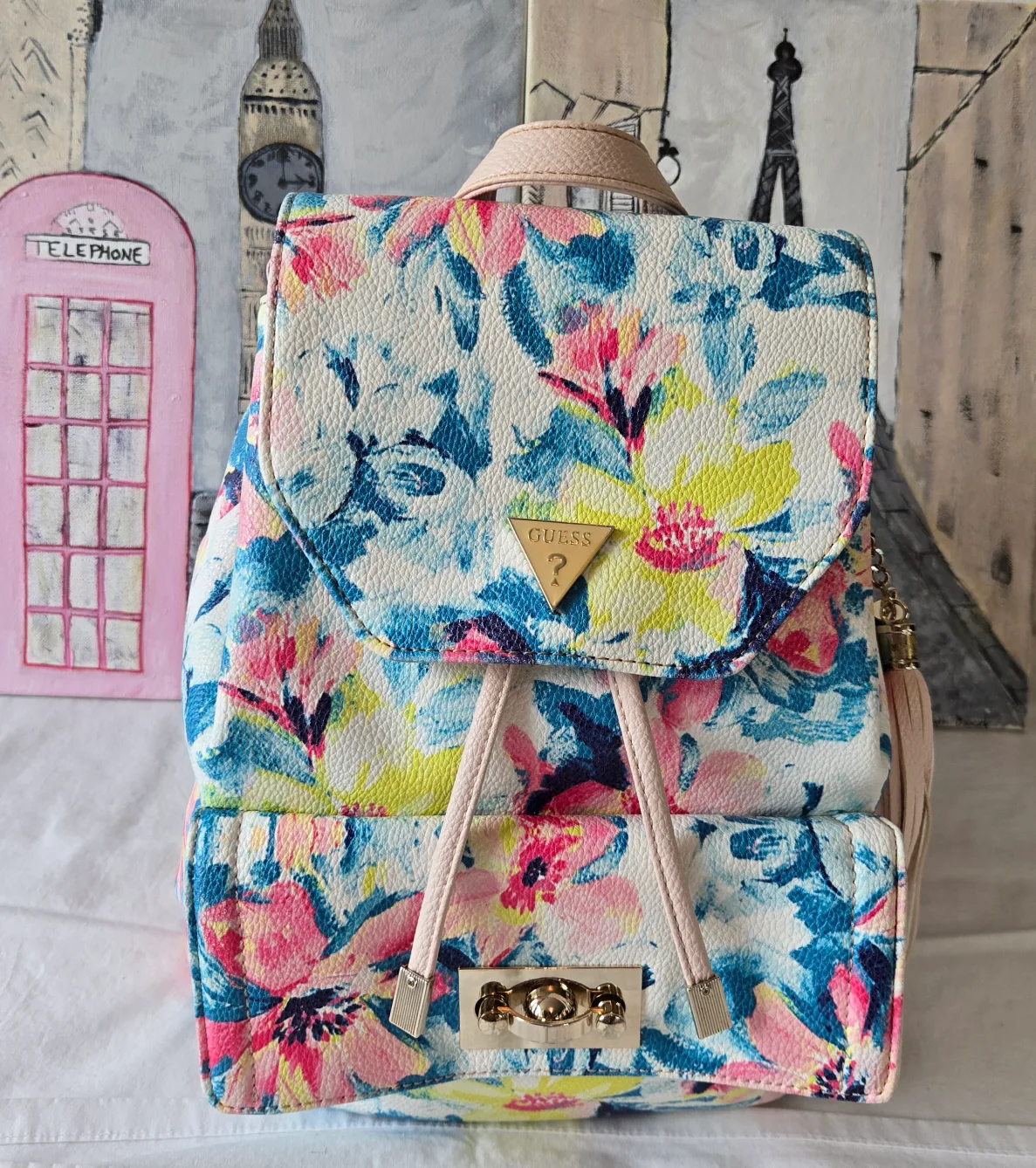 Fashion Large GUESS Multicolor Floral Backpack