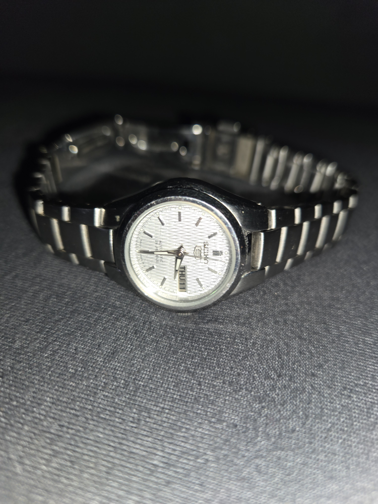 Seiko Automatic Ladies Silver Watch - photo 4