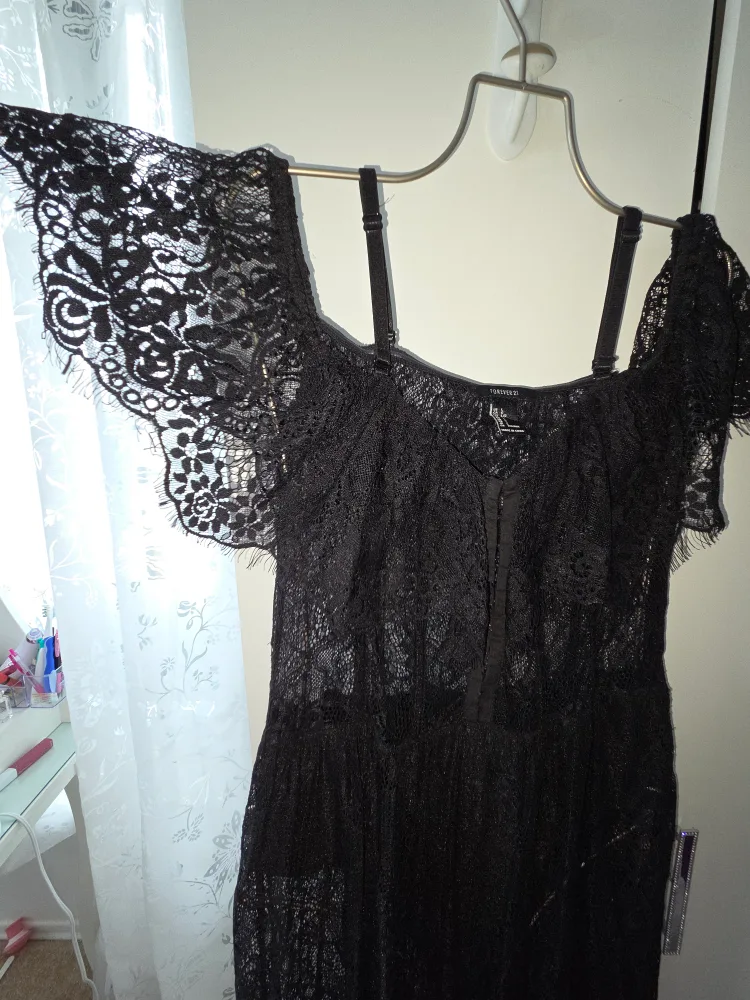 Black Lace Dress image indicator(3)