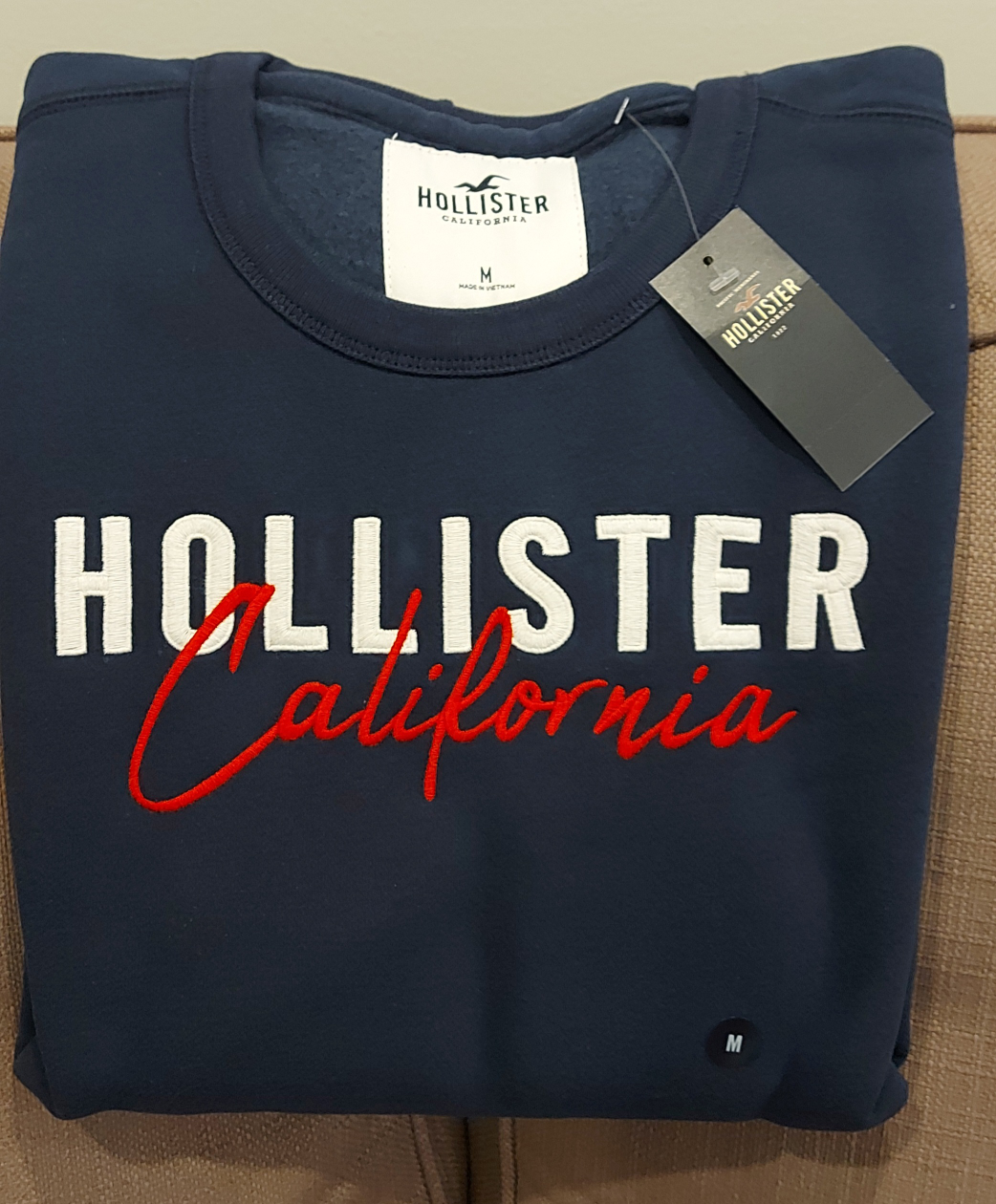 Hollister Crewneck