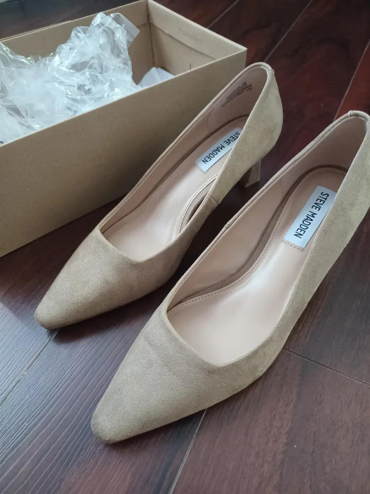 Steve Madden Nathalia Almond Heels - Size 7 thumbnail
