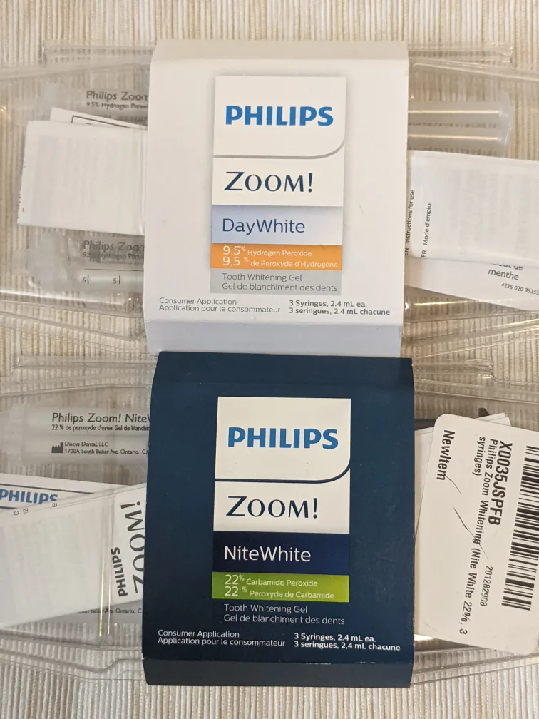 Phillips ZOOM Teeth Whitening Day & Night image indicator(4)