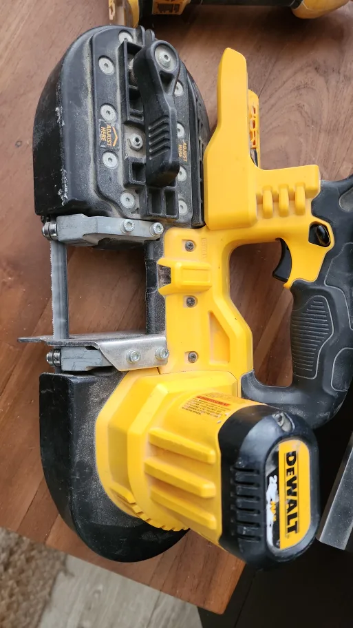 DeWalt DCS371 Cordless Band Saw thumbnail