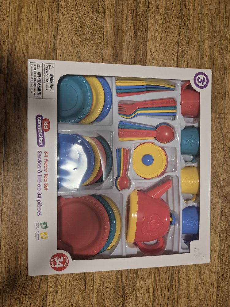 kind connection 34 piece tea set