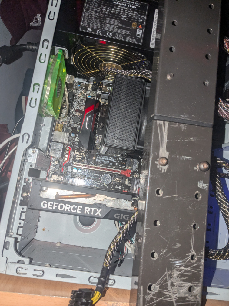 Gaming PC - i7 6700k & 1070 + Wi-Fi - photo 4