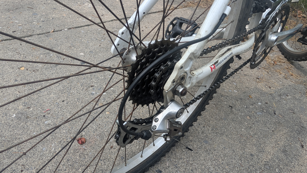Raleigh Peak 26" Mountain Bike - photo 4