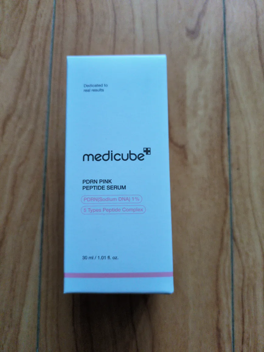 Medicube PDRN Pink Peptide Serum (30ml) thumbnail