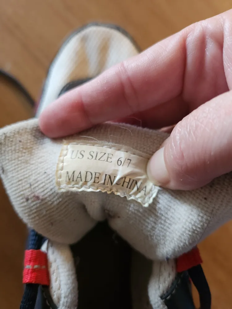 Fireball Roller Skates US Size 6/7 image indicator(4)