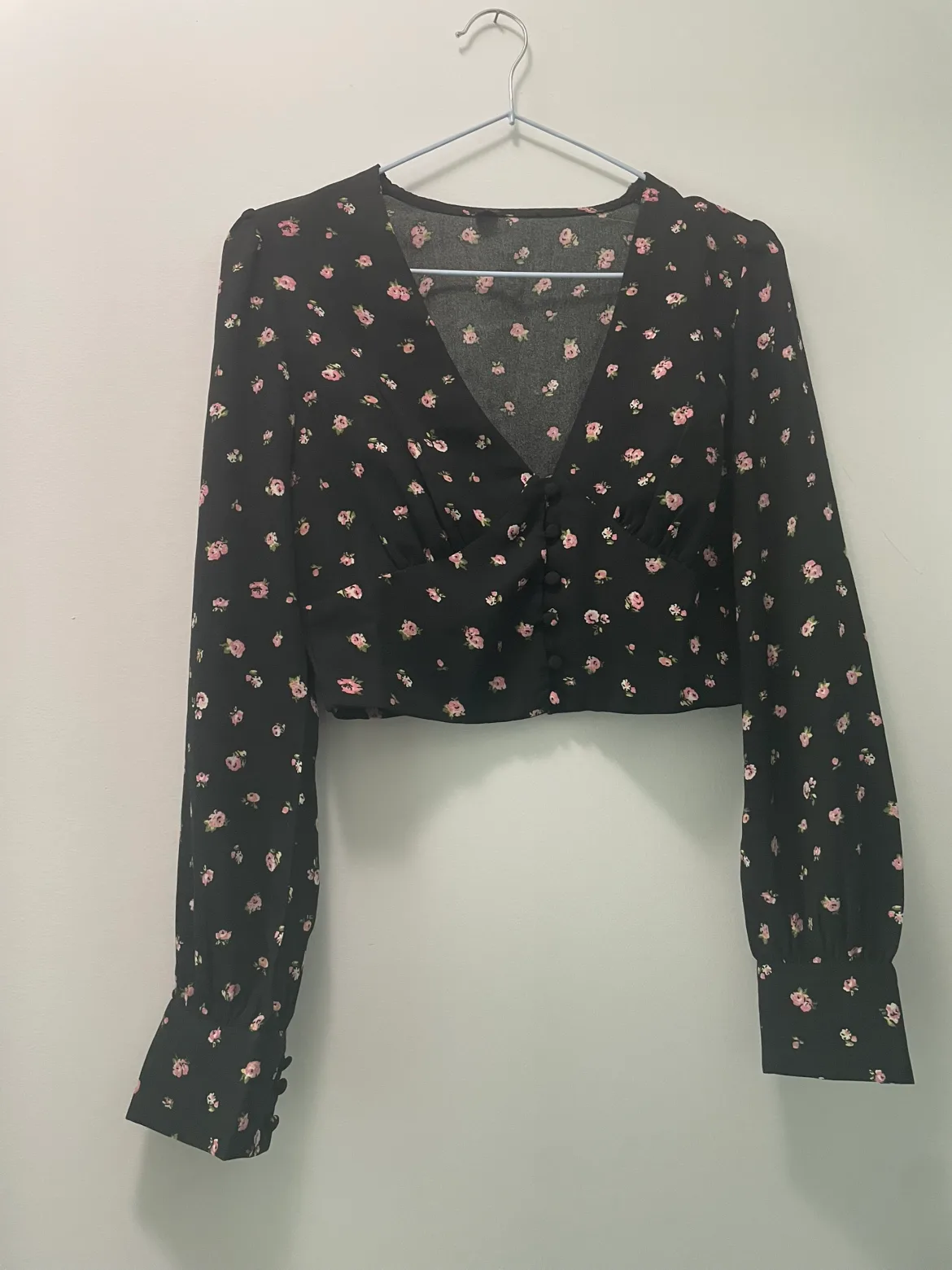 Floral Print Long Sleeve Crop Top thumbnail