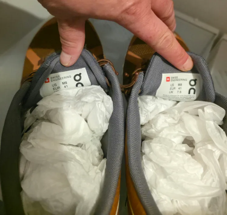 BNIB On Cloud 5 Running Shoes, Size 8{M} or 9.5{W}, Brown image indicator(6)