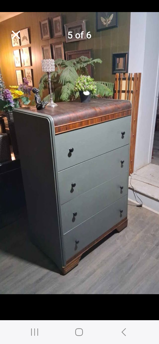 Vintage 4-Drawer Chest