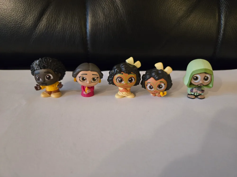 Disney Doorables $2 Each 🇨🇦 thumbnail
