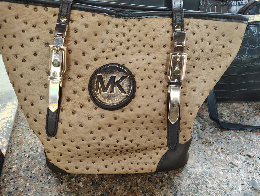 women bag thumbnail