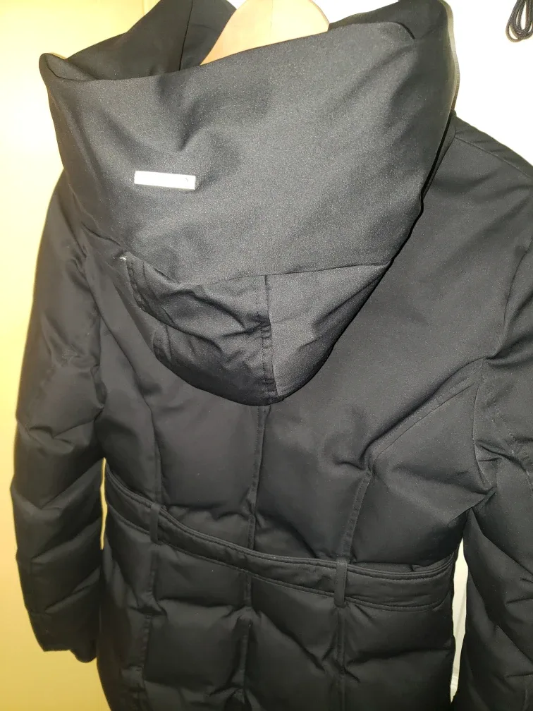 Soia & Kyo Black Puffer Jacket image indicator(3)