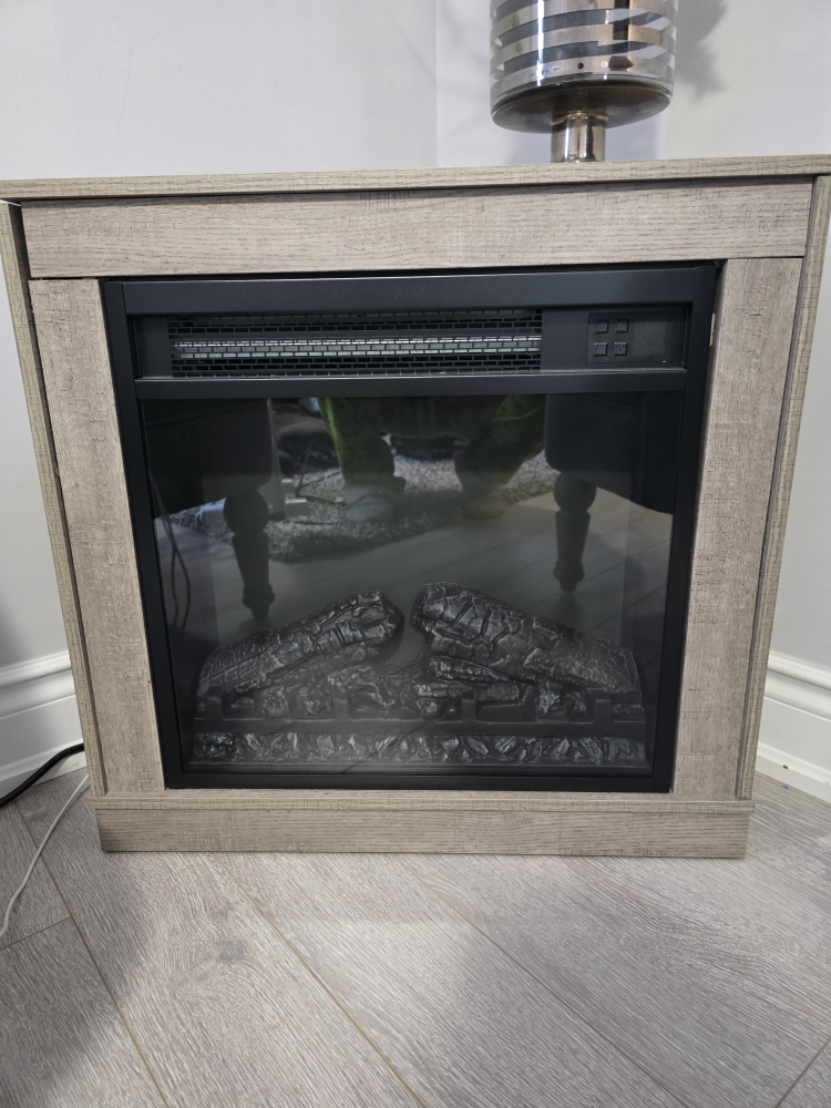 Electric Fireplace with Wood-Look Frame new
