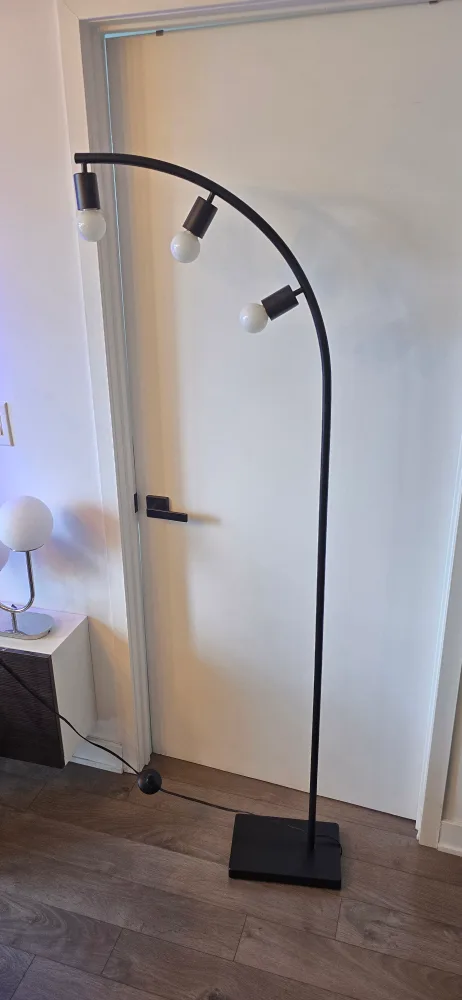 Globe Winslow 70" 3-Light Satin Black Floor Lamp thumbnail