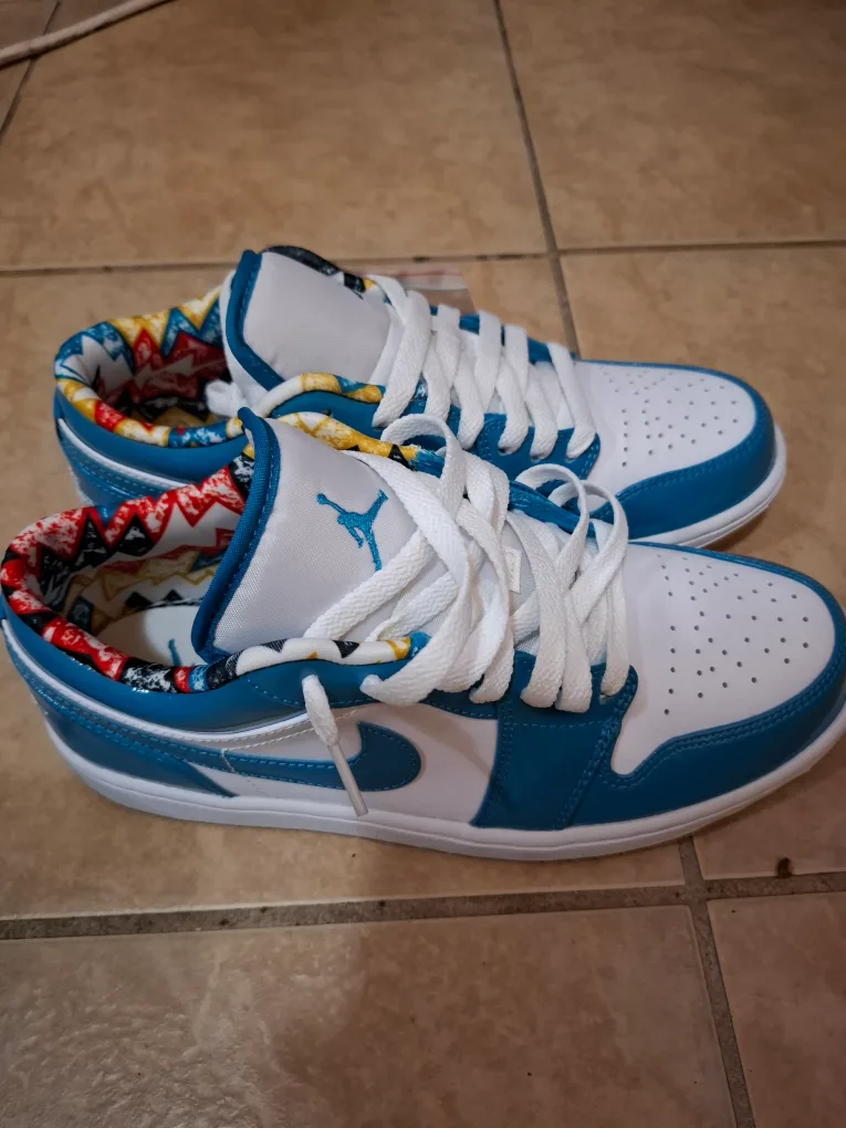 Nike Air Jordan 1 Low SE Teal image indicator(2)