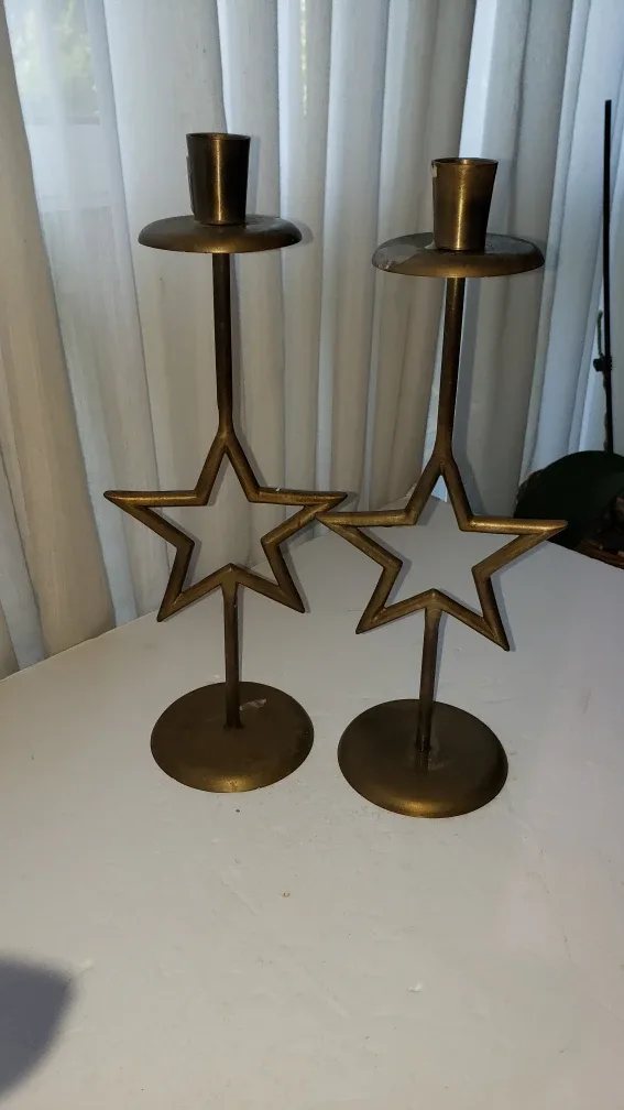 Pair of Star Design Candle Holders image indicator(2)