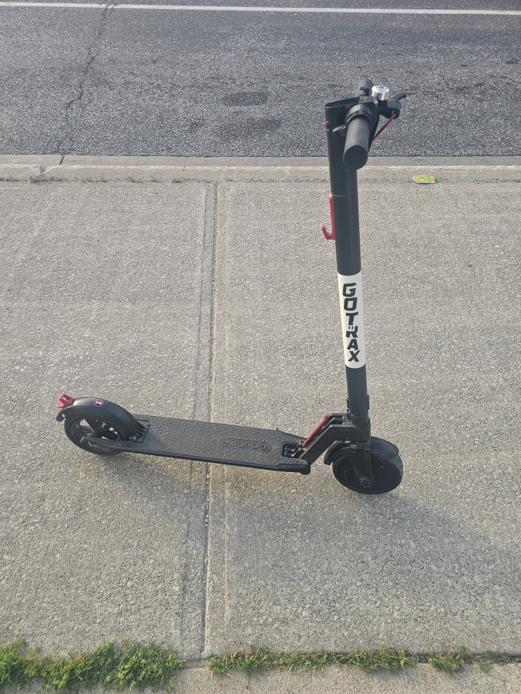 Gotrax GXL V2 Electric Scooter thumbnail