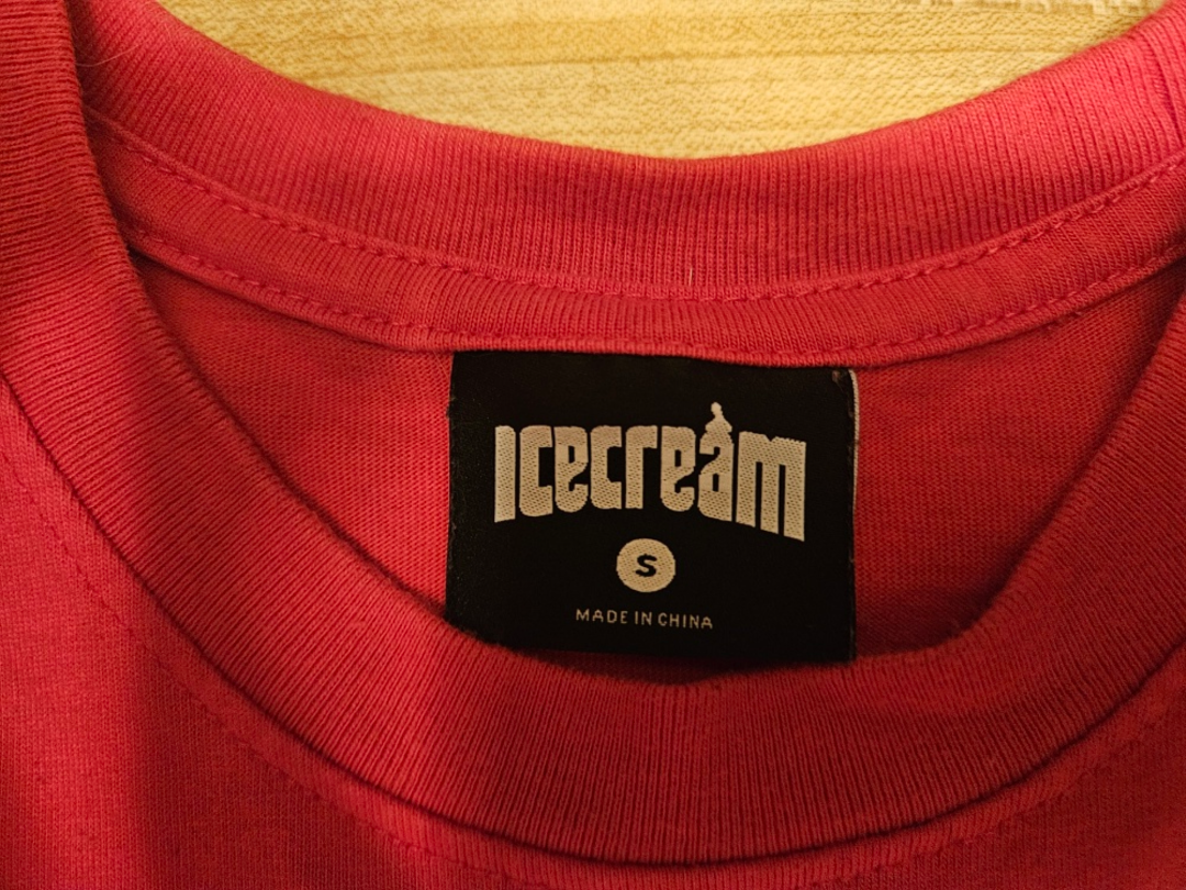 Icecream Red Graphic T-Shirt Size S - photo 5