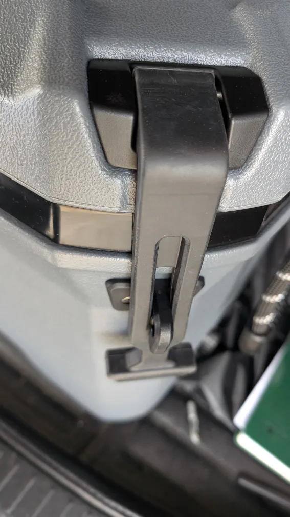 Coleman Convoy Series 55-Quart Cooler image indicator(3)