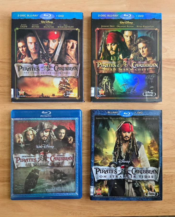 Pirates of the Caribbean Blu-ray Collection Series Bundle thumbnail