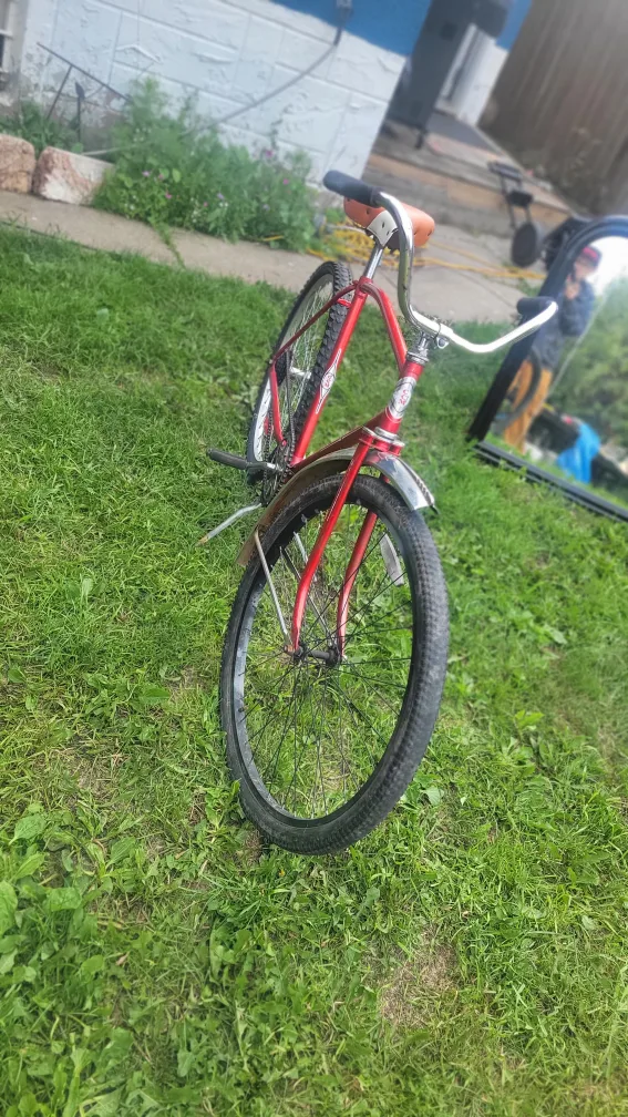 Red Vintage Bicycle image indicator(2)