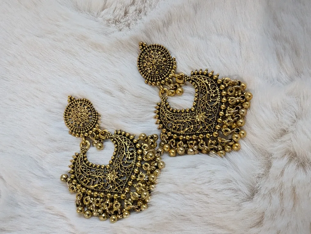 Gold Jhumka Earrings thumbnail
