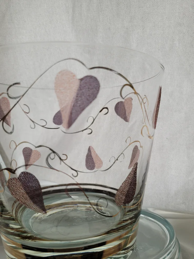 Vintage Ice Bucket with Heart Leaf Design 🇨🇦 thumbnail