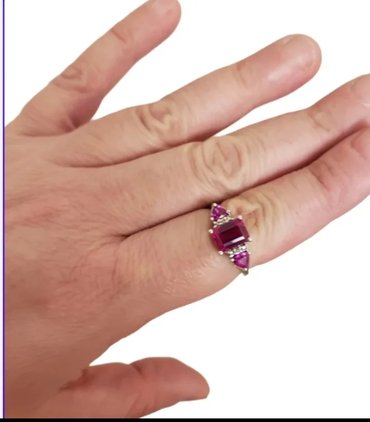 925 Sterling Silver Ring with Red Stone thumbnail