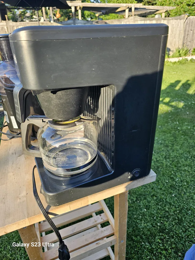 Tim Hortons Coffee Maker - Black image indicator(2)