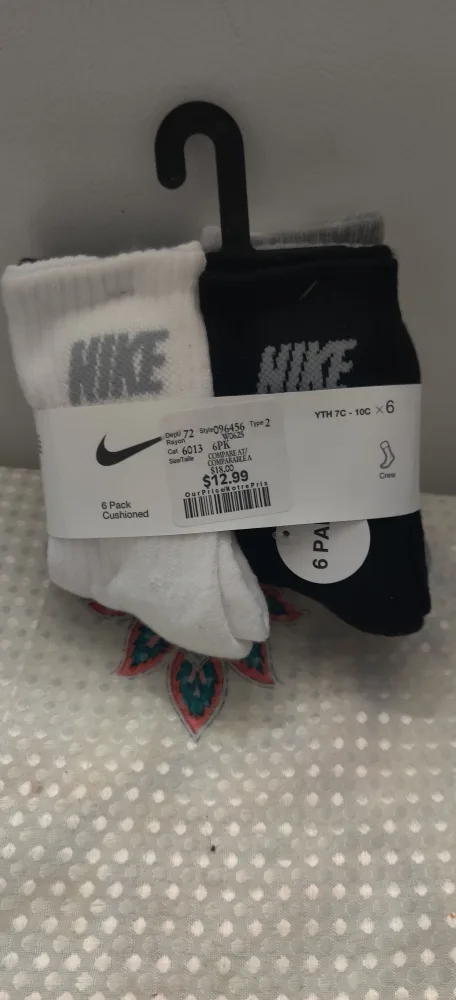 Nike 6-Pack Cushioned Crew Socks - Youth Size 7C-10C thumbnail