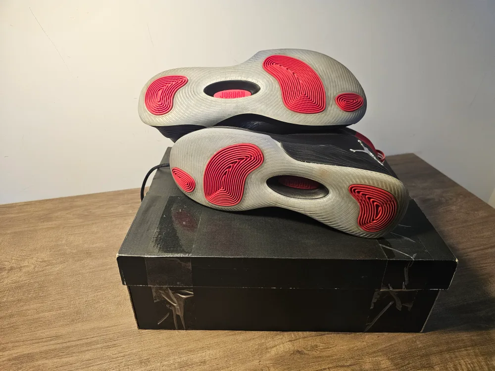 Jordan Ultra Fly 2 Size 8.5 thumbnail