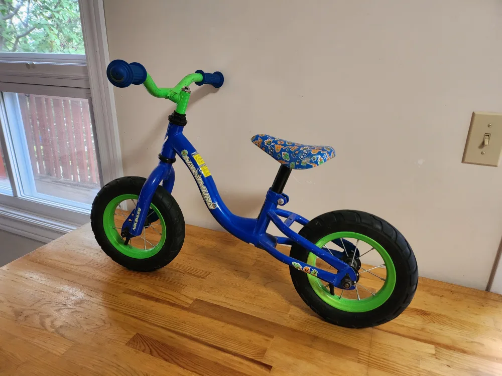 Nakamura Kids Push Bike - Blue & Green image indicator(6)