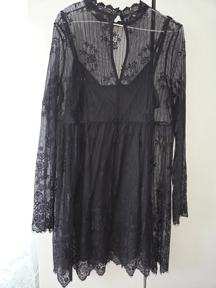 Black Lace Dress image indicator(3)