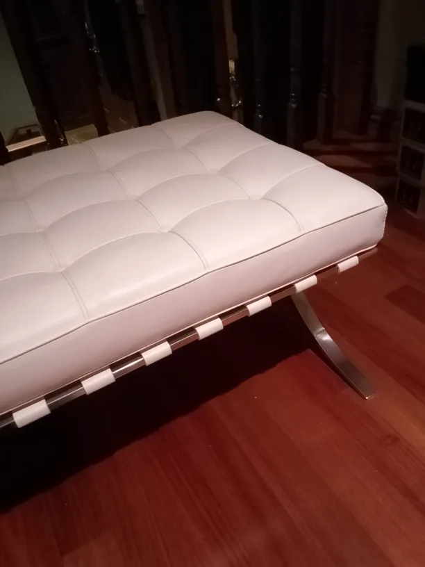 (Mobilia) Modern Barcelona Bench, real Ivory Leather image indicator(8)