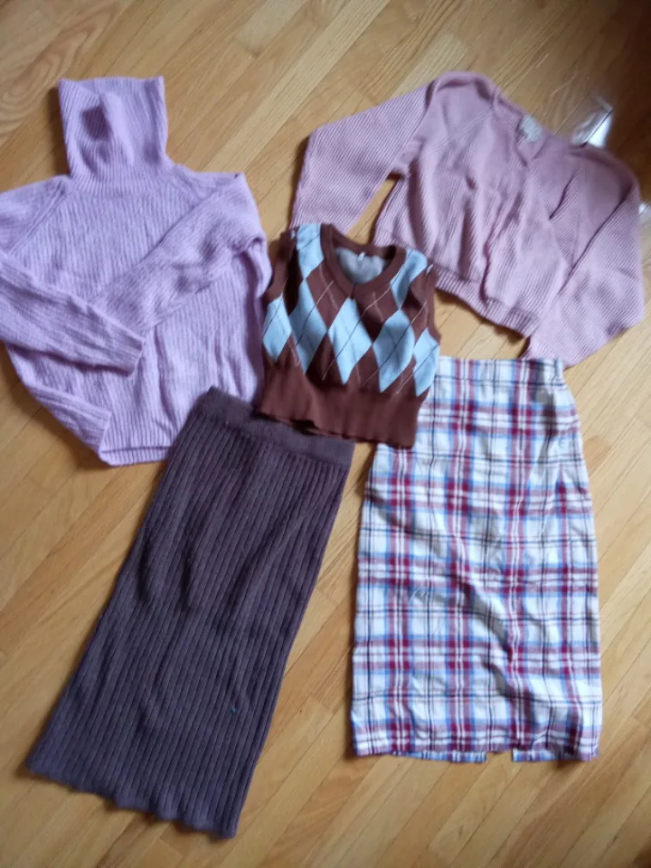 Assorted Women's Clothing Bundle XS thumbnail