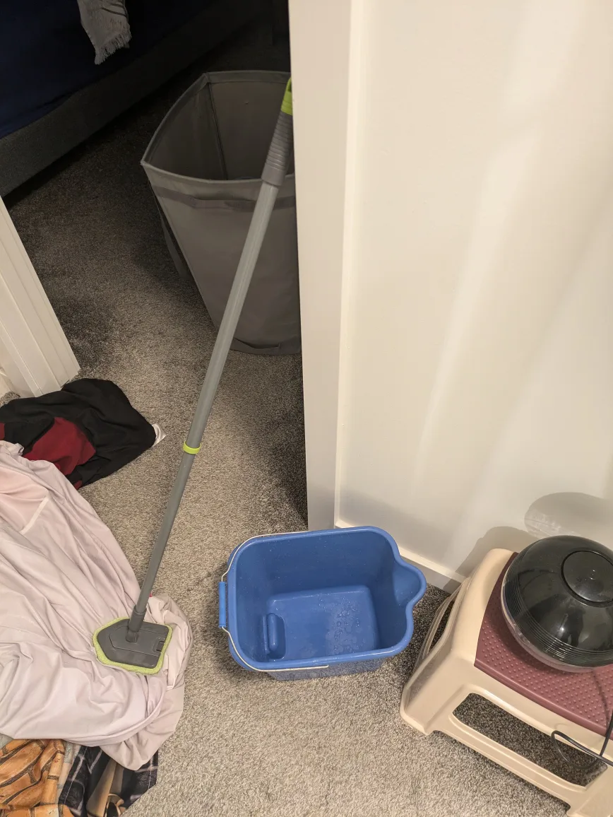 Mop and Bucket Set thumbnail