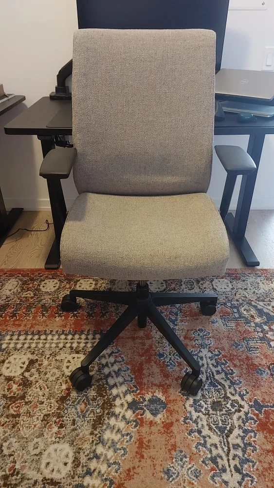 Beige Office Chair — Steelcase think v1 ergonomic thumbnail