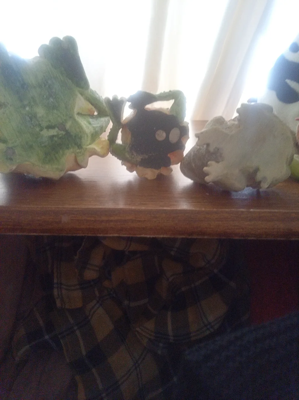 🇨🇦 Frog Figurines & Candle Holders image indicator(7)