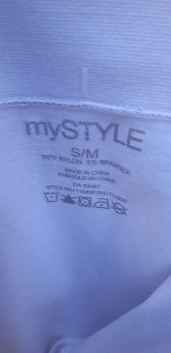 NEW mySTYLE White Bike Shorts - Size S/M image indicator(2)