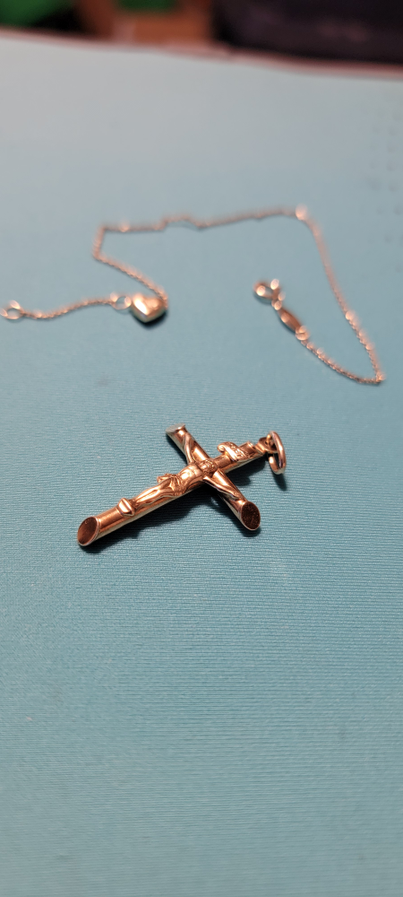 Solid Gold Cross Pendant and Heart Bracelet - photo 5
